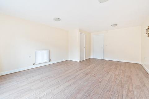 12 Kew Close, Romford, RM1 4WJ