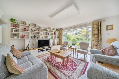 8 Bourchier Close, Bampton, Tiverton, EX16 9AG