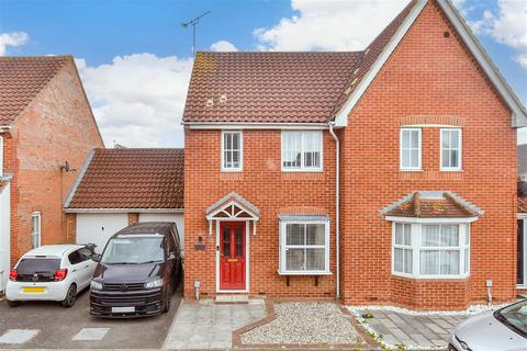 24 Barra Glade, Wickford, SS12 9GU