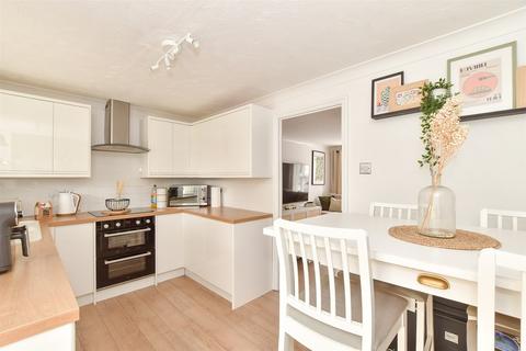 24 Barra Glade, Wickford, SS12 9GU