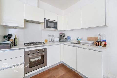 1 bedroom apartment for sale, Blair Street, LONDON