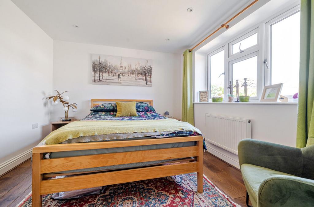 Study/Home office/Bedroom Five