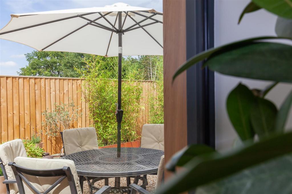 Garden 2.jpg