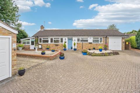 3 bedroom bungalow for sale, Tattlers Hill, Wingrave