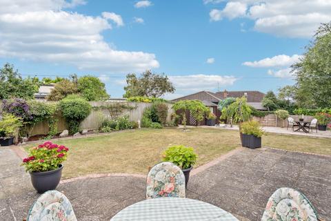 3 bedroom bungalow for sale, Tattlers Hill, Wingrave