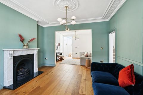 22 Compton Crescent, London, W4 3JA