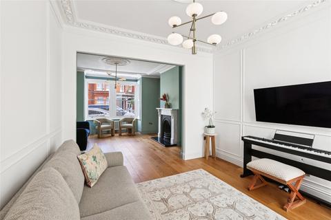 22 Compton Crescent, London, W4 3JA