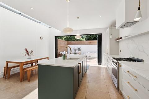 22 Compton Crescent, London, W4 3JA