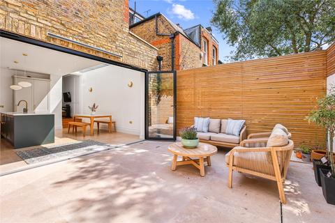 22 Compton Crescent, London, W4 3JA