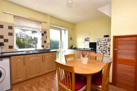 3 bedroom semi-detached house for sale, Barfield Drive, Yeadon, Leeds, West Yorkshire