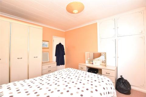 3 bedroom semi-detached house for sale, Barfield Drive, Yeadon, Leeds, West Yorkshire