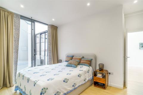 3 bedroom house for sale, Broughton Road, Fulham, London, SW6