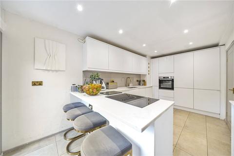 3 bedroom maisonette for sale, Mortlock Close, London