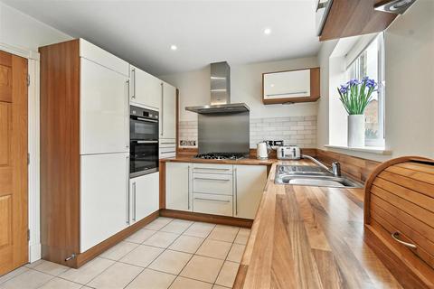 4 bedroom terraced house for sale, Principal Rise, Dringhouses, York