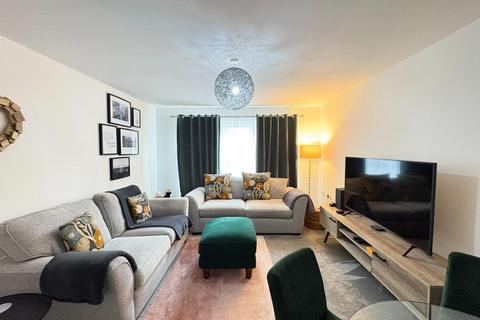 2 bedroom apartment for sale, Highfield Chase, Dewsbury, West Yorkshire