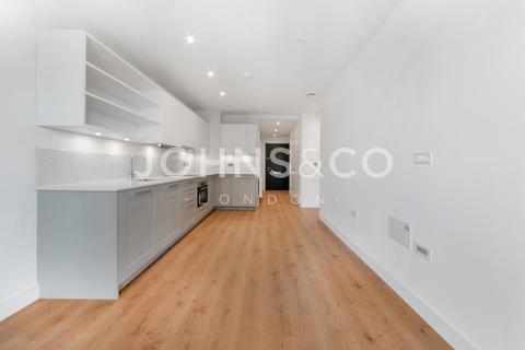 1 bedroom apartment to rent, Menara Point, Twelve Trees Park, E16