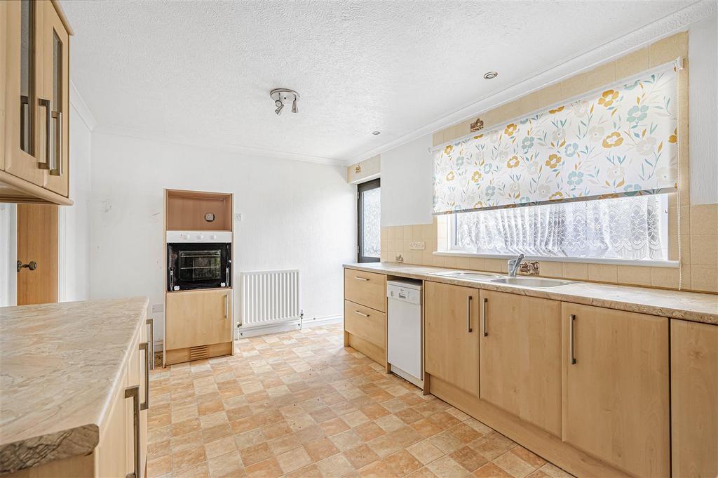 Fitted Kitchen