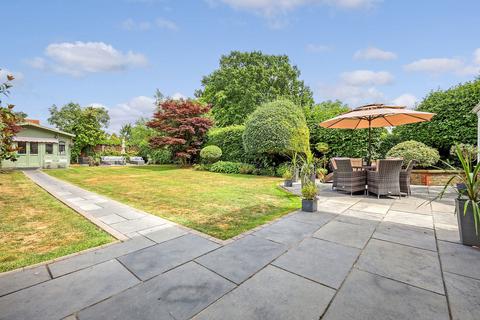 undefined, Parkway, Gidea Park