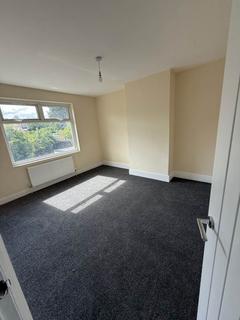 3 bedroom semi-detached house to rent, Bolton Drive, Huddersfield, West Yorkshire, BD2