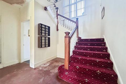2 bedroom terraced house for sale, Coach Drive, Fladbury, Pershore