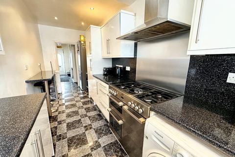 20 Edilom Road, Manchester, M8 4HZ