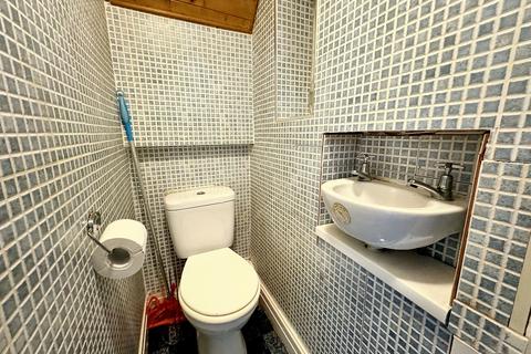 20 Edilom Road, Manchester, M8 4HZ