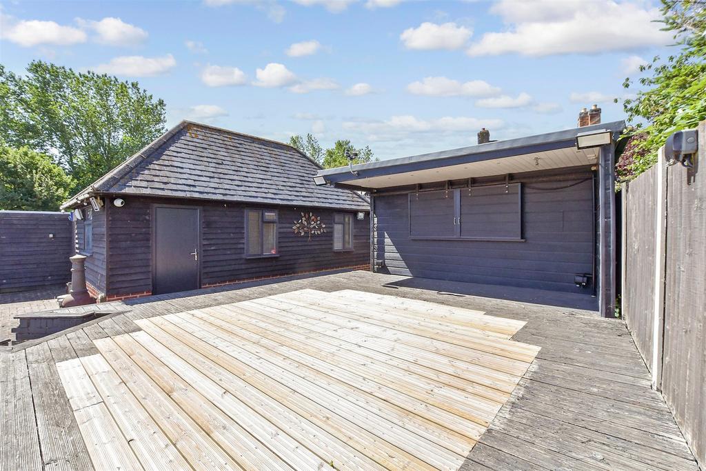 Patio / Decking