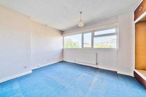 48 Chase Close, Arlesey, SG15 6UU
