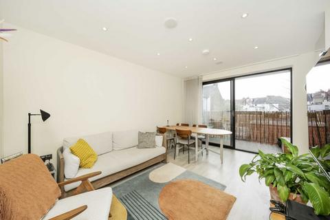 2 bedroom flat for sale, Honeywood Road, London NW10