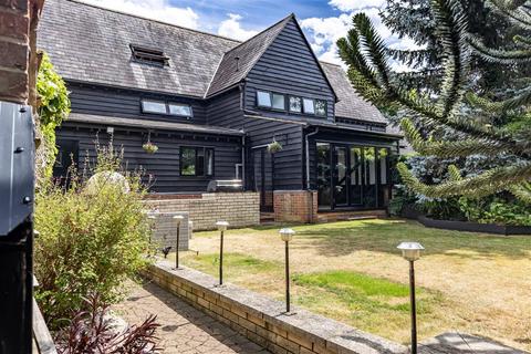 4 bedroom barn conversion for sale, Barns Court, Harlow
