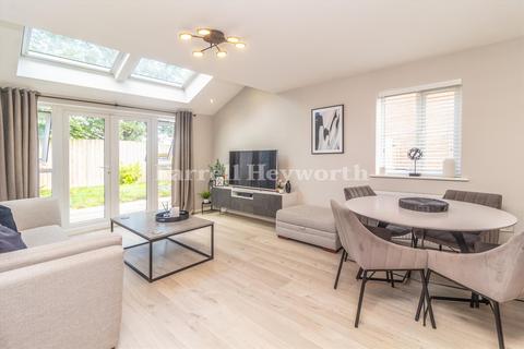 18 Spinners Avenue, Bamber Bridge, Preston, PR5 6FP