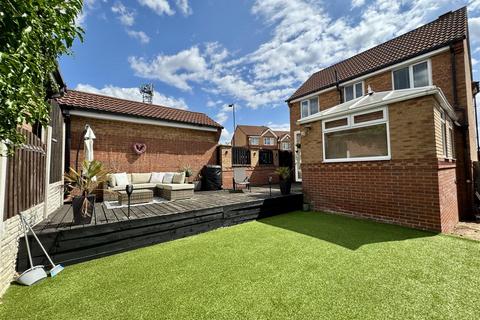 29 Croft Drive, Mapplewell, Barnsley, S75 6AN
