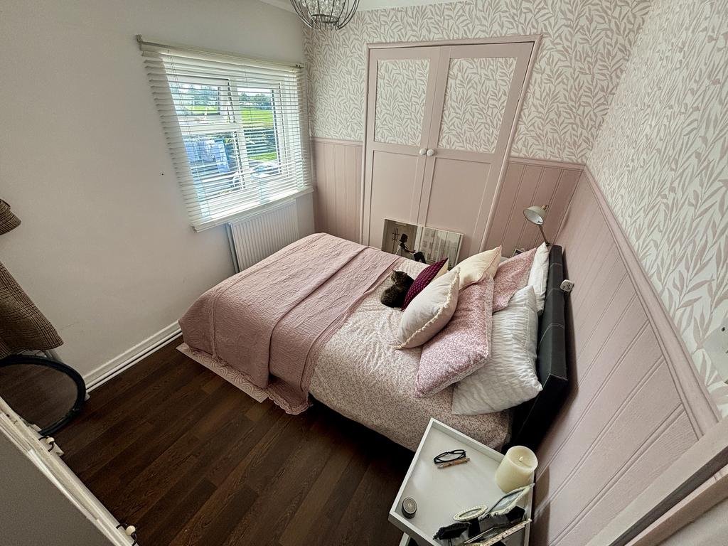 Rear bedroom 3