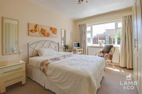 207 Constable Avenue, Clacton-on-sea, CO16 8XE