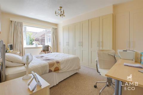 207 Constable Avenue, Clacton-on-sea, CO16 8XE