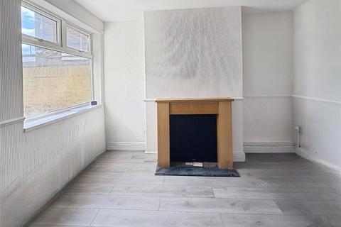 2 bedroom terraced house to rent, Milton Walk, South Yorkshire DN1