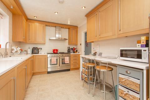 3 bedroom bungalow for sale, Britannia Avenue, Whitstable, Kent, CT5