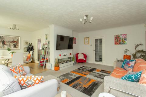 3 bedroom bungalow for sale, Britannia Avenue, Whitstable, Kent, CT5