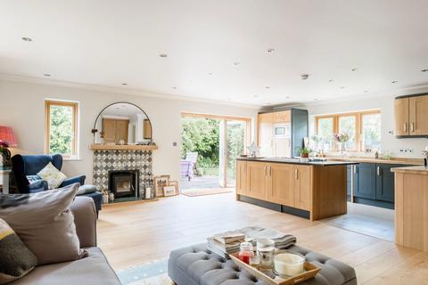 4 bedroom detached house for sale, Norwich Road, Dereham