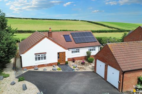 3 bedroom detached bungalow for sale, Millands Lane, Kilve TA5