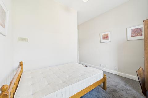 333 Easter Road, Edinburgh, EH6 8JG