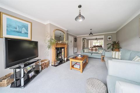 undefined, Pavenham Road, Felmersham MK43