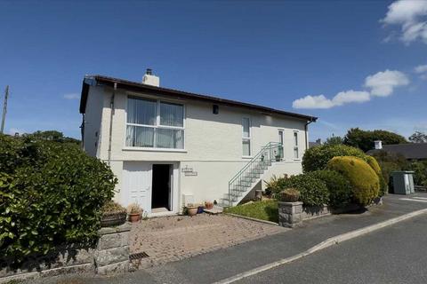 3 bedroom detached bungalow for sale, Zealand Park, Caergeiliog, Caergeiliog