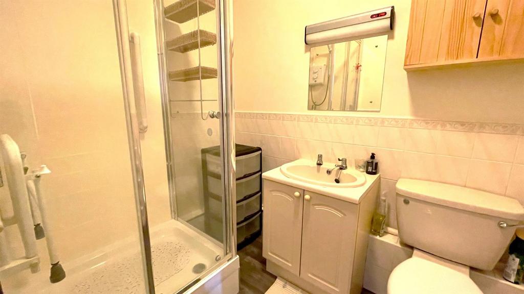 Three piece shower room