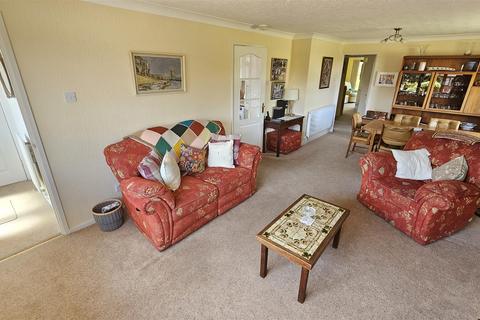 35 Juniper Gardens, Bingham, Nottingham, NG13 8UA