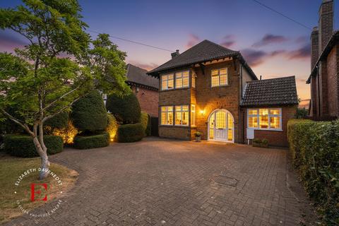 4 bedroom detached house for sale, Windy Arbour, Kenilworth, CV8