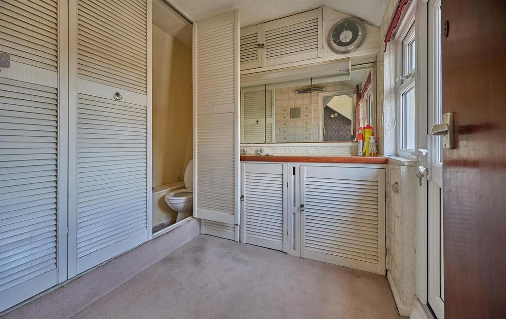 Vanity Room/WC