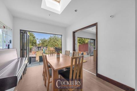 4 bedroom semi-detached house for sale, Molescroft, New Eltham, SE9