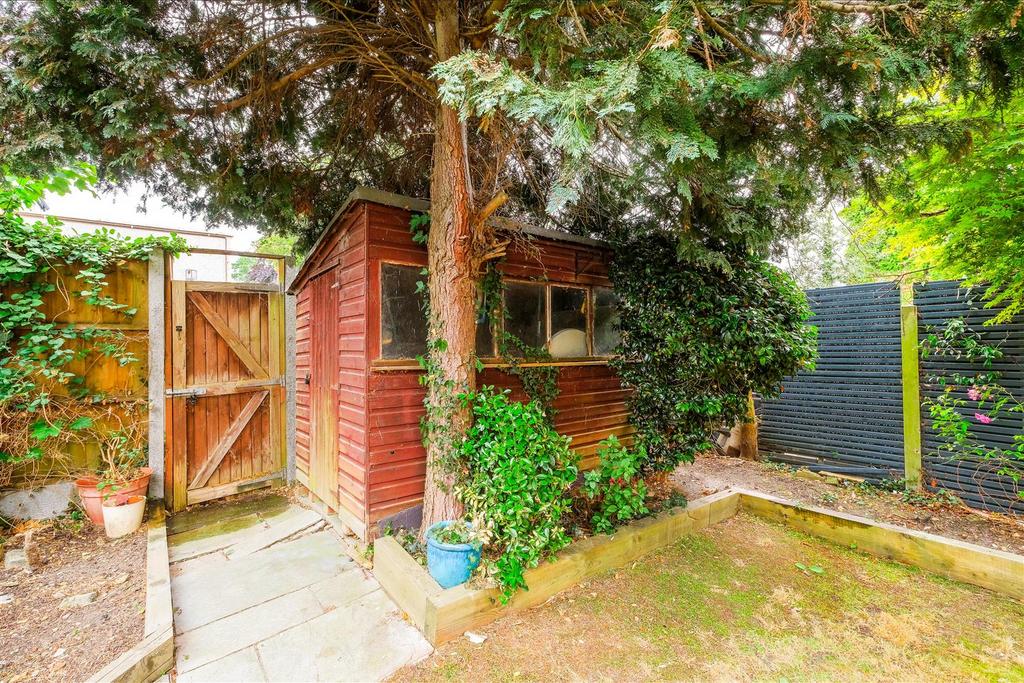 87 Woodford Road-28.jpg