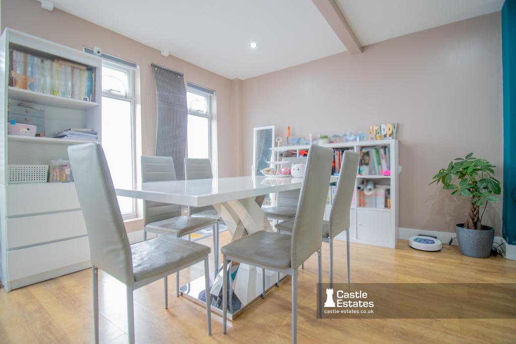 Living &amp; dining